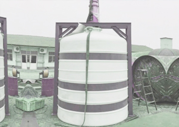 PE儲罐配套攪拌設備